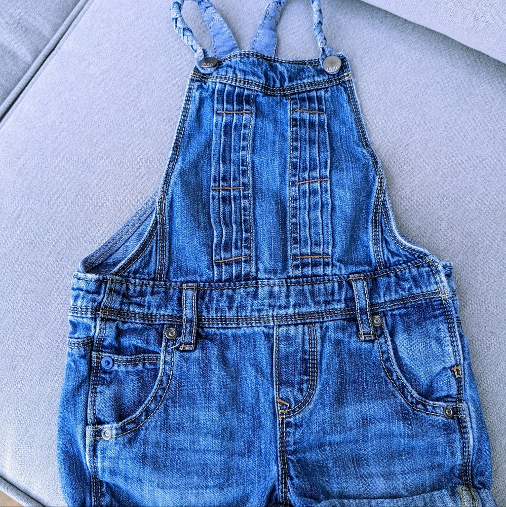 Baby Gap denim bib shorts (overalls)